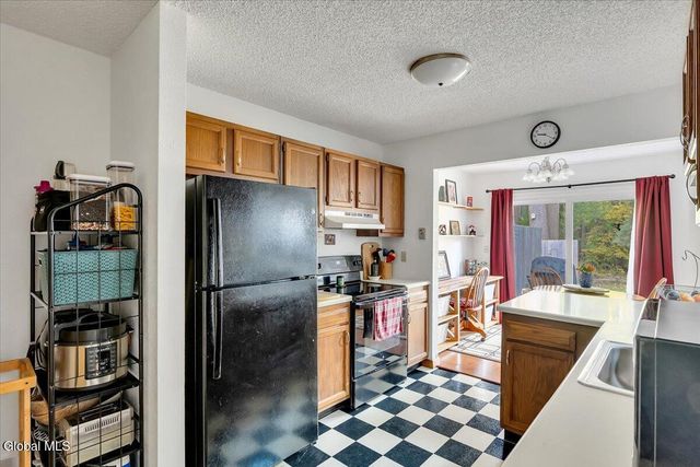 544 Townwood Drive, Guilderland, NY 12203