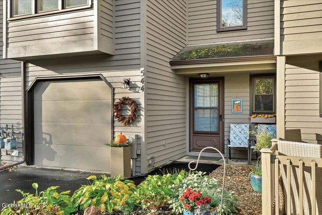 544 Townwood Drive, Guilderland, NY 12203