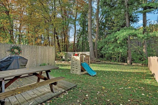 544 Townwood Drive, Guilderland, NY 12203