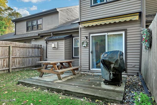 544 Townwood Drive, Guilderland, NY 12203