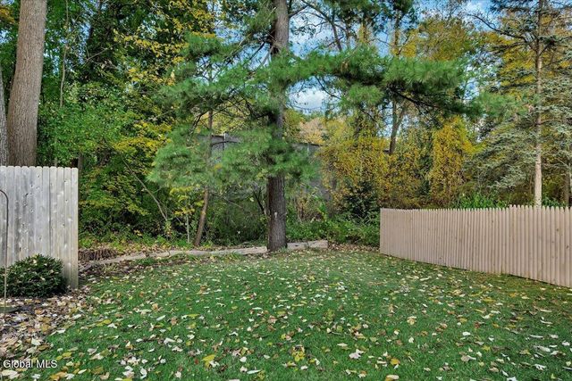 544 Townwood Drive, Guilderland, NY 12203