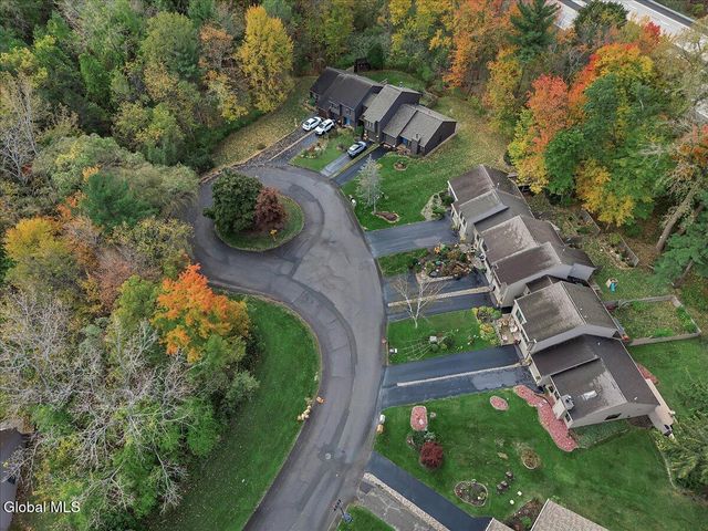 544 Townwood Drive, Guilderland, NY 12203