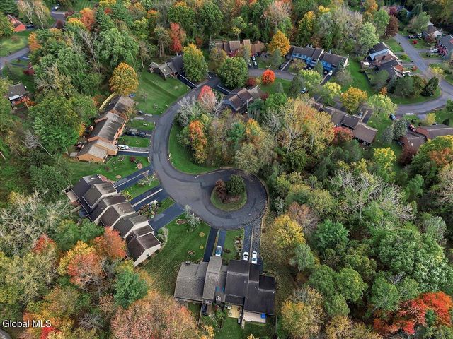 544 Townwood Drive, Guilderland, NY 12203