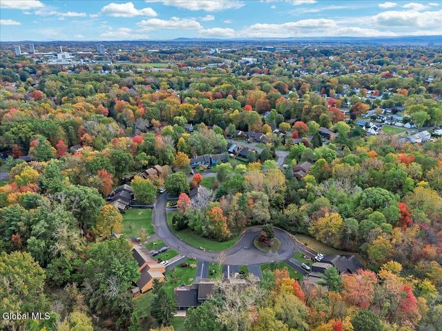544 Townwood Drive, Guilderland, NY 12203