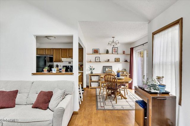 544 Townwood Drive, Guilderland, NY 12203