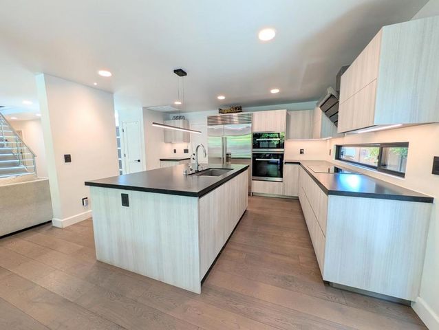 3281 Valley Square Lane, San Jose, CA 95117