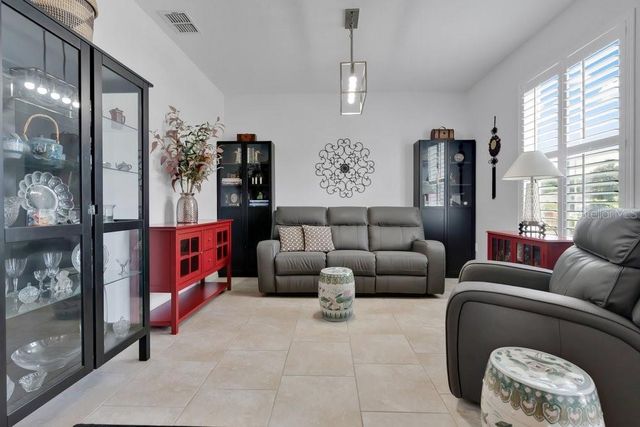 1086 ROCK CREEK STREET, Apopka, FL 32712