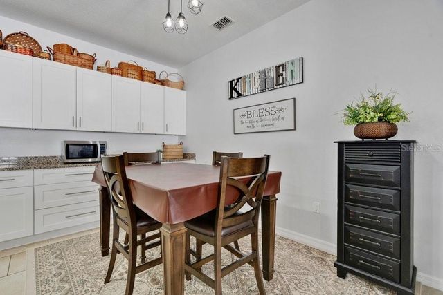 1086 ROCK CREEK STREET, Apopka, FL 32712