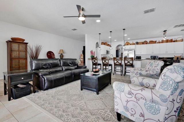 1086 ROCK CREEK STREET, Apopka, FL 32712