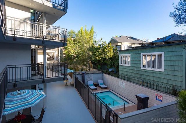 2414 Front Street 13, San Diego, CA 92101