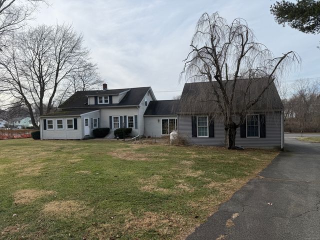 689 Bee Street, Meriden, CT 06450