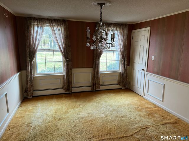 689 Bee Street, Meriden, CT 06450