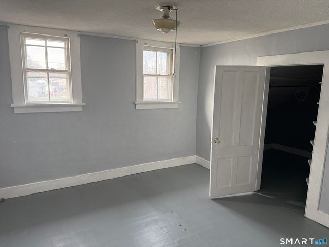 689 Bee Street, Meriden, CT 06450