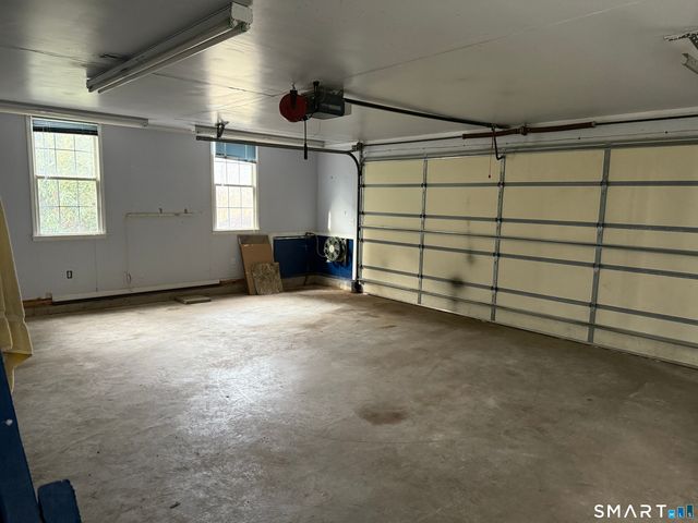 689 Bee Street, Meriden, CT 06450