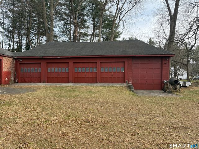 689 Bee Street, Meriden, CT 06450