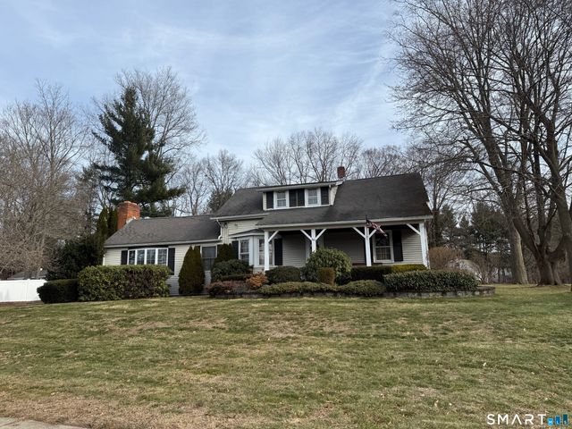 689 Bee Street, Meriden, CT 06450