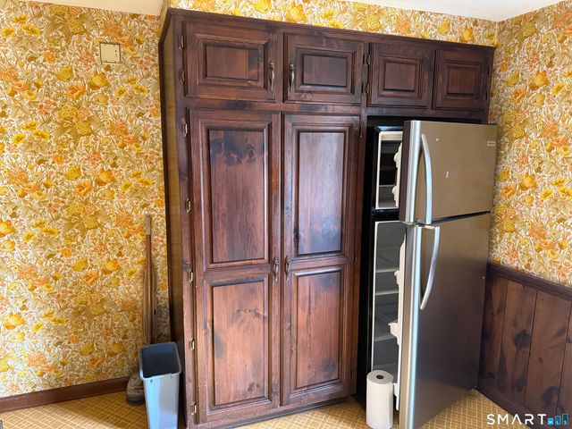 689 Bee Street, Meriden, CT 06450