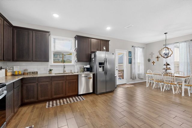 645 Pawprint Hollow, Godley, TX 76044
