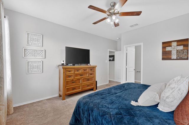645 Pawprint Hollow, Godley, TX 76044