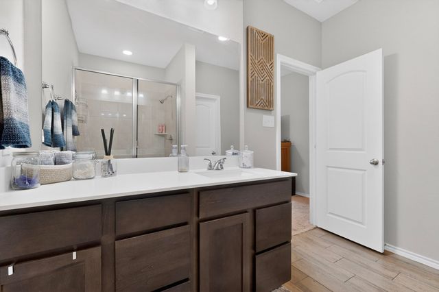 645 Pawprint Hollow, Godley, TX 76044
