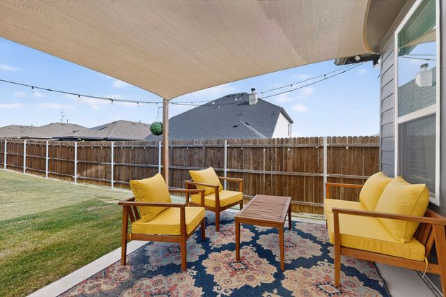645 Pawprint Hollow, Godley, TX 76044