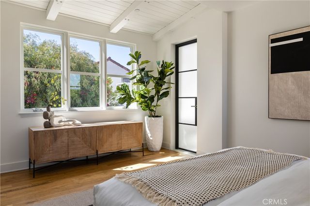 2217 Laurel, Newport Beach, CA 92663