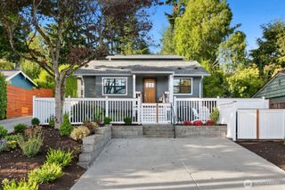 346 10th Avenue, Kirkland, WA 98033