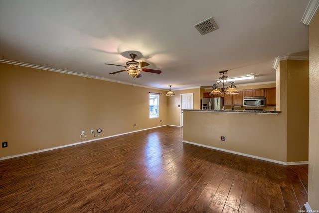 3504 TRIANGLE RNCH, Selma, TX 78154