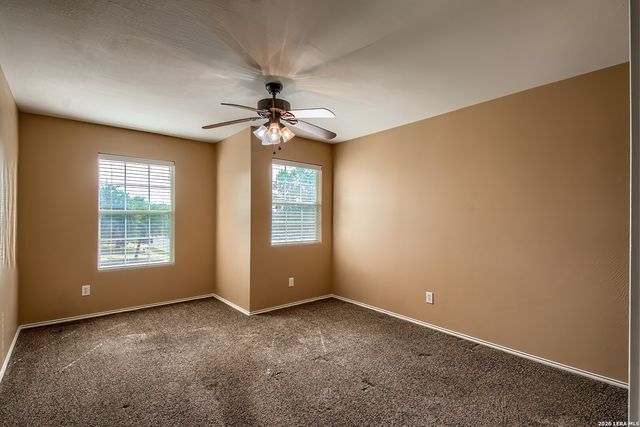 3504 TRIANGLE RNCH, Selma, TX 78154