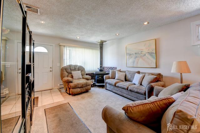 57 E William Street, Fords, NJ 08863