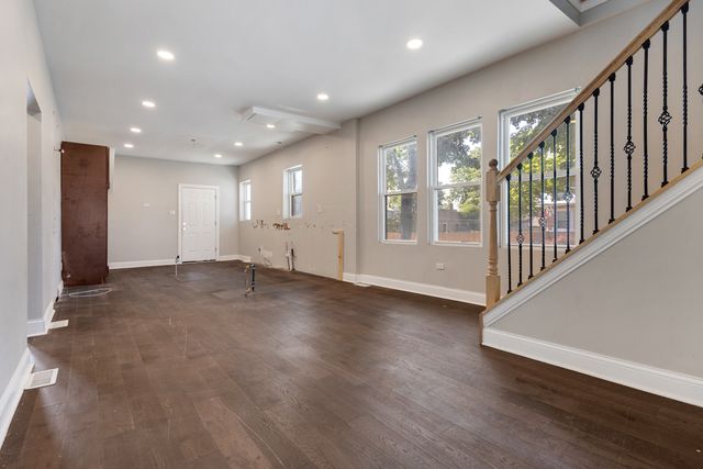 7759 S Wabash Avenue, Chicago, IL 60619