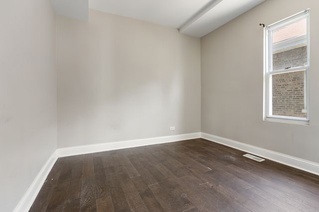 7759 S Wabash Avenue, Chicago, IL 60619