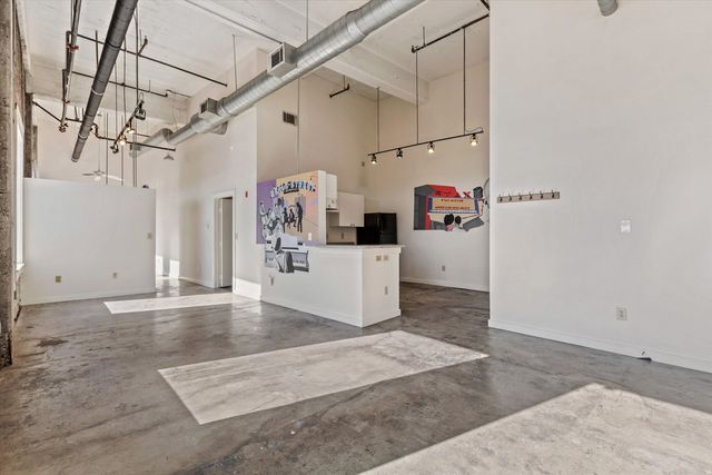 245 Madison Ave Apt 705, Memphis, TN 38103