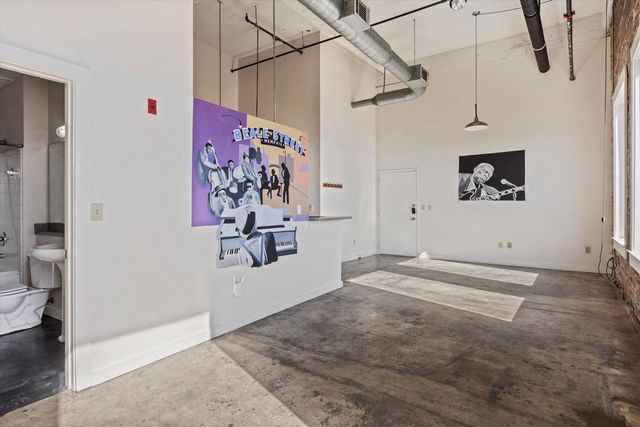 245 Madison Ave Apt 705, Memphis, TN 38103