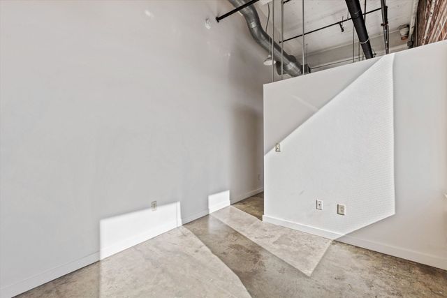 245 Madison Ave Apt 705, Memphis, TN 38103