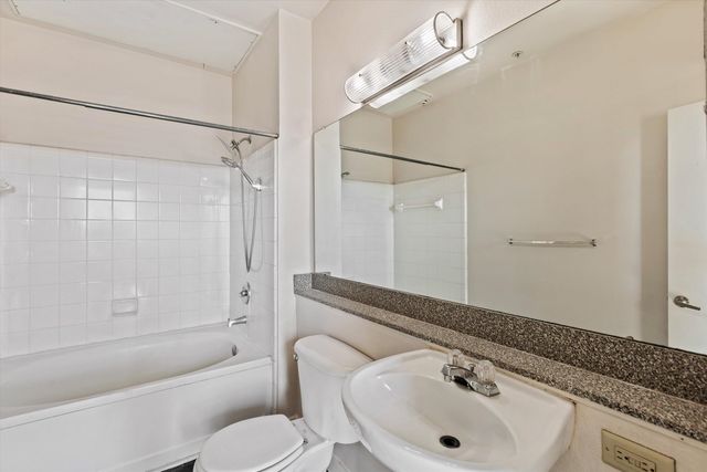 245 Madison Ave Apt 705, Memphis, TN 38103