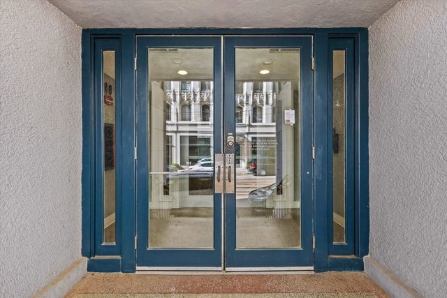 245 Madison Ave Apt 705, Memphis, TN 38103