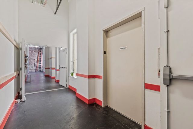 245 Madison Ave Apt 705, Memphis, TN 38103