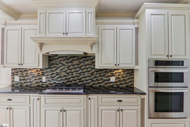 1114 Devenger Road, Greer, SC 29650