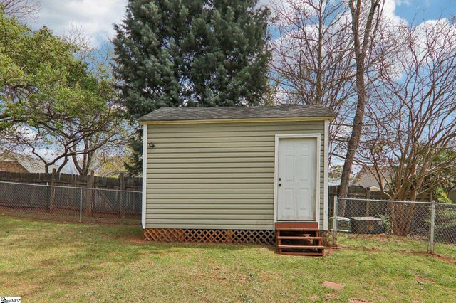 1114 Devenger Road, Greer, SC 29650