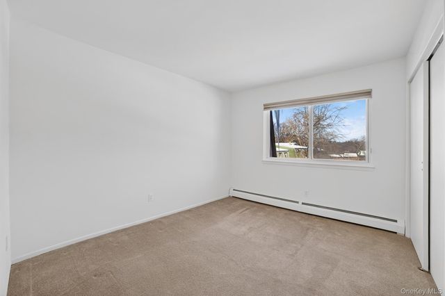 126 Coachlight Square, Montrose, NY 10548