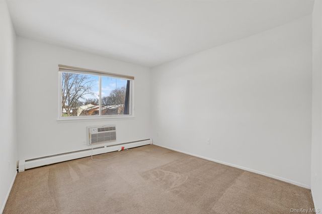 126 Coachlight Square, Montrose, NY 10548