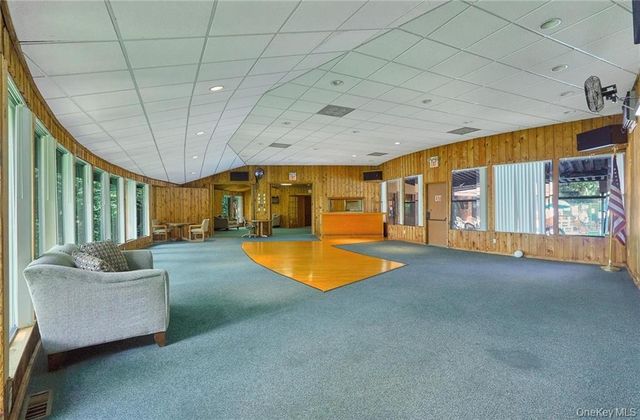 126 Coachlight Square, Montrose, NY 10548