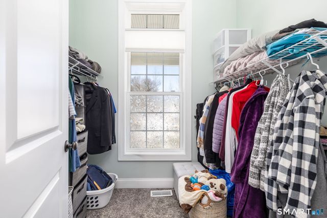 4 Goldfinch Terrace, East Lyme, CT 06333