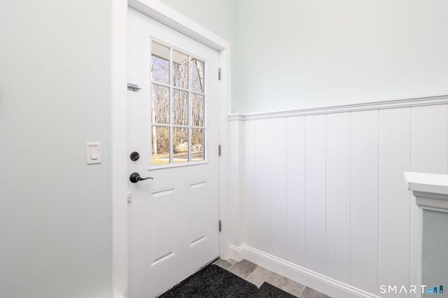 4 Goldfinch Terrace, East Lyme, CT 06333