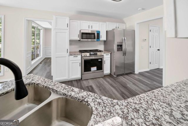 1009 Bexhill Drive, Lawrenceville, GA 30043