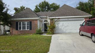 4903 Vintner Court, Wilmington, NC 28409