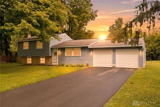 2552 Conwood Drive, Beavercreek, OH 45434