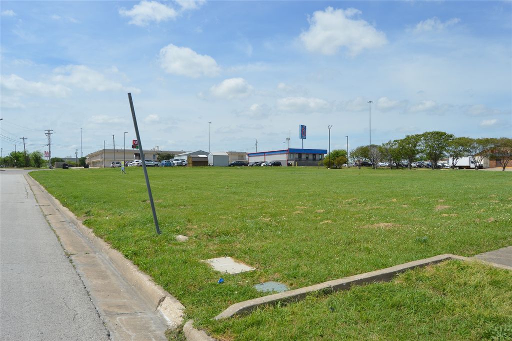 TBD Benton off Hwy 69 Street, Greenville, TX 75402