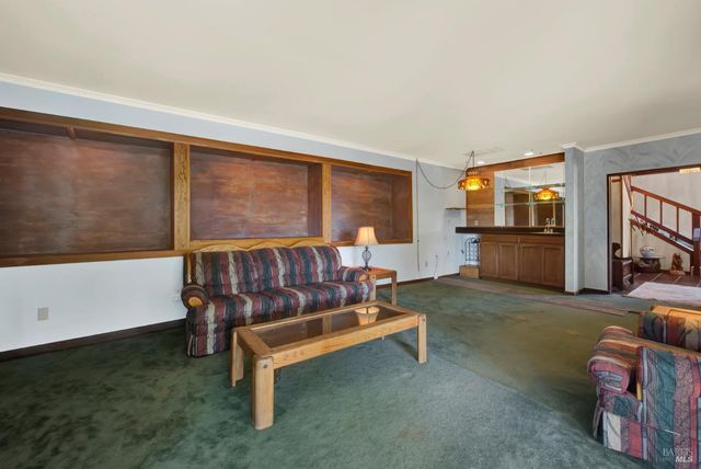 140 Alamo Dr, Vacaville, CA 95688